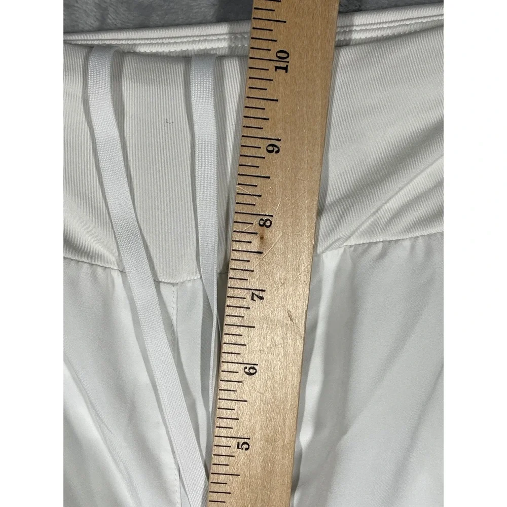 Nike Dri-FIT Womens White Running Shorts XS Athletic Liner Zip Pocket 4380